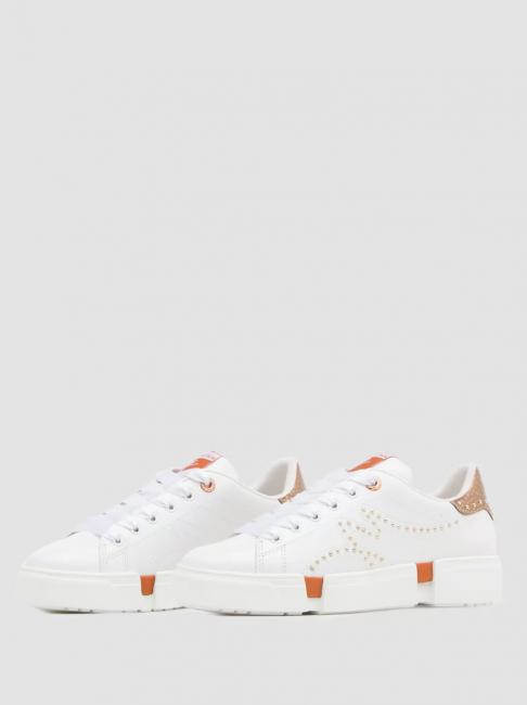 MANILA GRACE Sneaker capsole in pelle con borchiette e pois  BIAŁY/ZŁOTY - Buty damskie