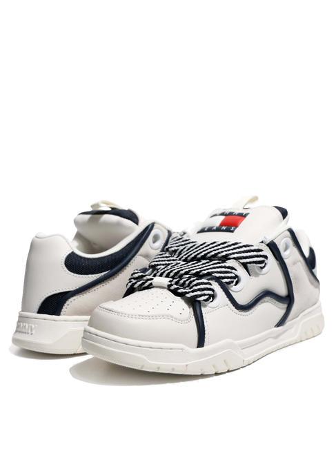 TOMMY HILFIGER TOMMY JEANS SKATE Skórzane trampki ecru / niebo pustyni - Buty damskie