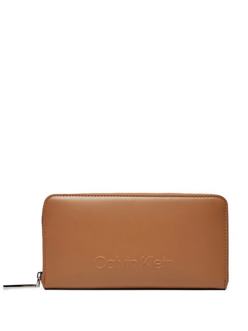CALVIN KLEIN EMBOSSED CALVIN  Portfel zapinany na suwak lew - Portfele damskie