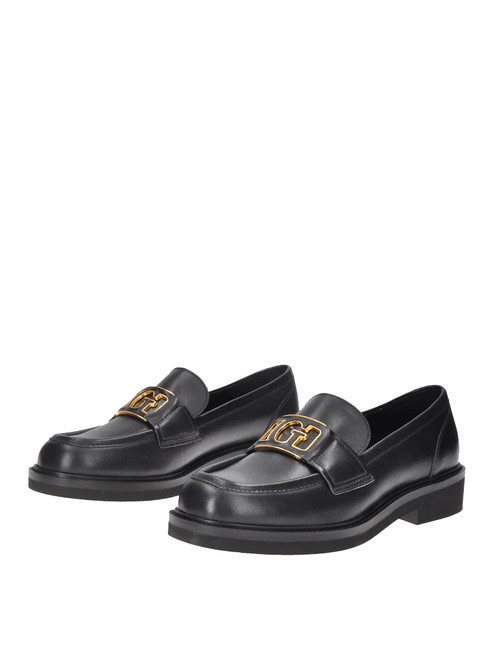 GUESS SHUTTLE Mokasyny skórzane CZARNY - Buty damskie