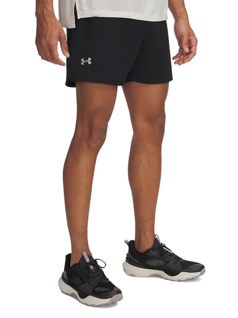 UNDER ARMOUR TRAIL RUN Spodenki sportowe czarny - Spodnie męskie