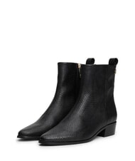 TOMMY HILFIGER LOW COWBOY Szpiczaste botki ze sk&oacute;ry z nadrukiem - Buty damskie