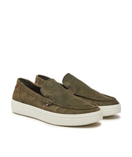 TOMMY HILFIGER MODERN LIGHT HYBRID Mokasyny ze sk&oacute;ry zamszowej zieleń wojskowa - Buty męskie - 1