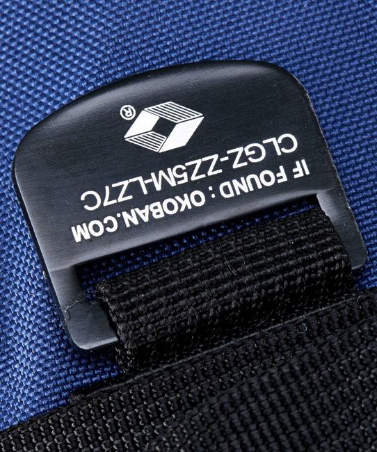 CLASSIC 28L Plecak podr&oacute;żny pod siedzenie GRANATOWY - Plecaki szkolne i rekreacyjne