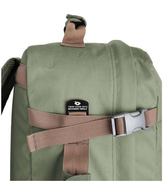 CLASSIC 36L Plecak podr&oacute;żny pod siedzenie GRUZIŃSKI KHAKI - Plecaki szkolne i rekreacyjne