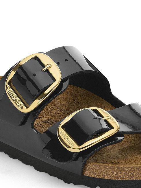 ARIZONA BIG BUCKLE Pantofelek ze sk&oacute;ry lakierowanej czarny - Buty damskie
