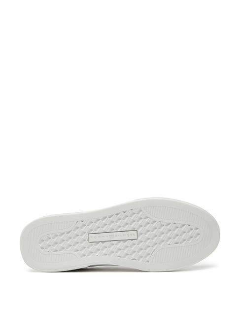 CHIC COURT Sk&oacute;rzane trampki ekru - Buty damskie