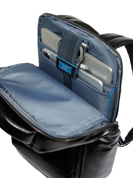 BLUE SQUARE  Plecak sk&oacute;rzany na laptopa 15,6" Czarny - Plecaki na laptopa do pracy