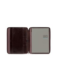 PIQUADRO BLUE SQUARE Smukły sk&oacute;rzany schowek w formacie A4 - Uchwyt i organizer na tablet