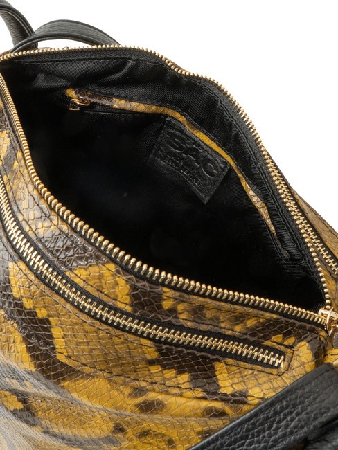 TRIO Plecak ze sk&oacute;ry z nadrukiem Python brązowy pyton - Torby damskie