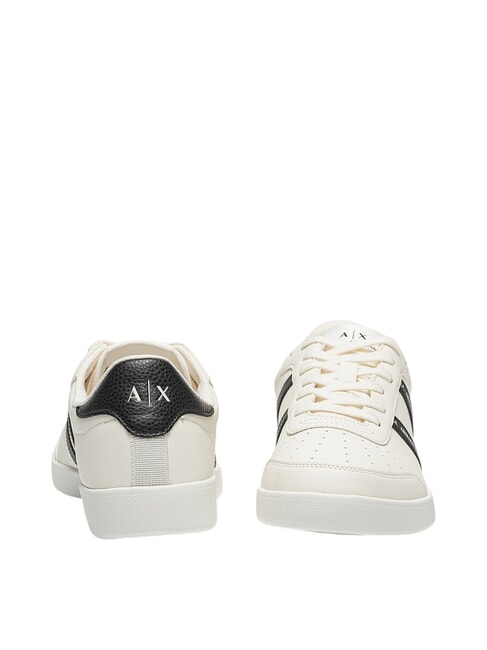 A|X STRIPES Adidasy ecru+czarny - Buty męskie