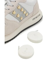 LOVE MOSCHINO DUNE 30 Trampki z ćwiekami w kształcie serduszek biały/srebrny10 - Buty damskie - 5