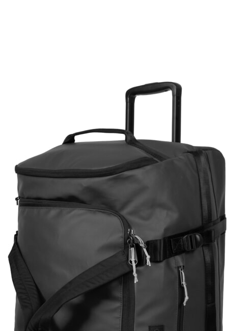 DUFFEL PACK WHEEL M Średniej wielkości wodoodporna torba podr&oacute;żna na k&oacute;łkach plandeka czarna2 - W&oacute;zki p&oacute;łsztywne