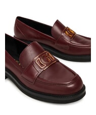GUESS SHUTTLE3 Mokasyn sk&oacute;rzany CZERWONY - Buty damskie - 5