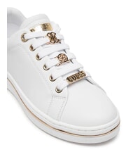 GUESS STASEY Adidasy biały - Buty damskie - 4