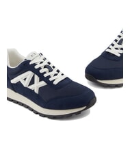 ARMANI EXCHANGE DROP MICROSUEDE Trampki z kontrastowym logo granatowy+ecru - Buty męskie - 4