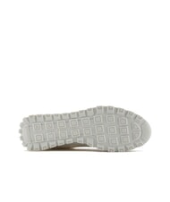 ARMANI EXCHANGE A|X Trampki z logo na całej powierzchni jasnoszary + ecru - Buty damskie - 6
