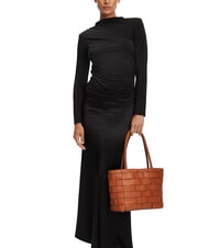 GUESS MAYLEE Tkana torba na zakupy karmel - Torby damskie - 6