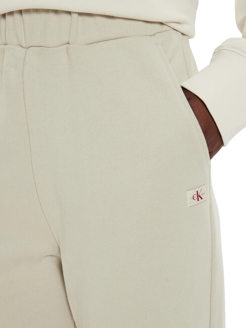 CK JEANS Spodnie dresowe bawełniane pelikan - Dresy sportowe damskie