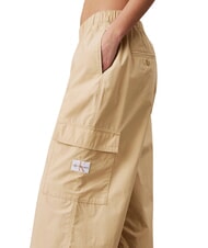 CALVIN KLEIN CK JEANS Spodnie cargo bawełniane blady khaki - Spodnie damskie - 3