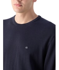 CALVIN KLEIN CK Sweter z okrągłym dekoltem i regularnym krojem nocne niebo - Koszulki męskie - 4