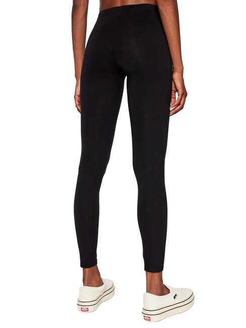 CLASSIC Spodnie sportowe typu legginsy o dopasowanym kroju czarny - Dresy sportowe damskie