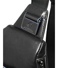 PIQUADRO BLUE SQUARE Sk&oacute;rzana torba-plecak na ramię z uchwytem na mini tablet Czarny - Torby na ramię męskie - 5