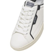 GUESS VINCI Adidasy biało-szary - Buty męskie - 5