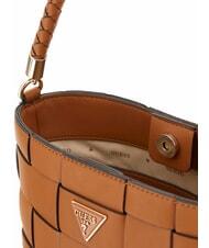 GUESS MAYLEE Mała torba na ramię typu bucket karmel - Torby damskie - 3