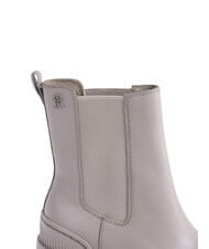 TOMMY HILFIGER TH Sk&oacute;rzane botki na średnim obcasie szary - Buty damskie - 6