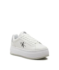 CALVIN KLEIN BOLD LOW LACE Sk&oacute;rzane trampki na platformie biały - Buty damskie - 3