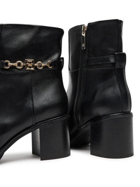 TH CHAIN Sk&oacute;rzane botki z łańcuchem czarny - Buty damskie