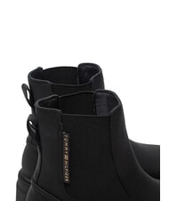 TOMMY HILFIGER RUBBERISED CHEALSEA Botki z elastycznym panelem czarny - Buty damskie - 3