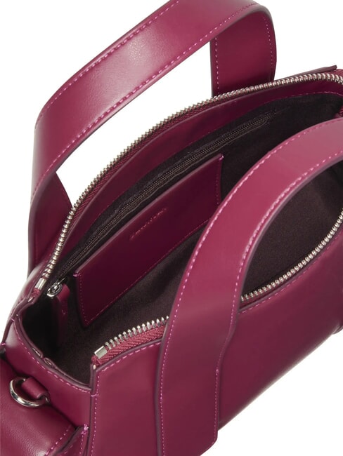 SIGNATURE LOGO STRAP Torebka z paskiem na ramię kuszący r&oacute;ż - Torby damskie