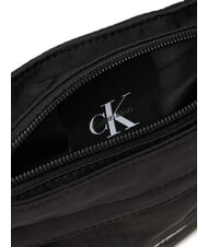 CALVIN KLEIN BOLD LOGO NYLON  na czarno - Torby na ramię męskie - 4