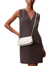 CALVIN KLEIN ENGRAVED Torba na ramię lilia biała - Torby damskie - 4
