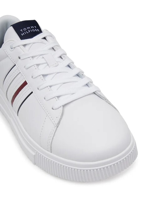 MODERN CUPSOLE STRIPES Sk&oacute;rzane trampki biały - Buty męskie