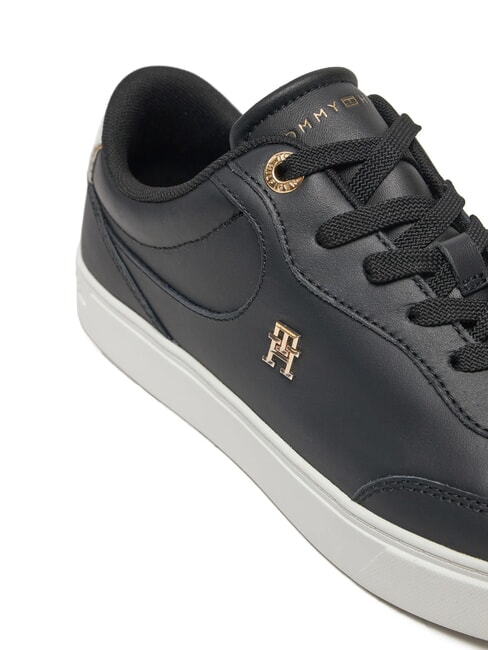ESSENTIAL CHIC COURT Damskie sk&oacute;rzane trampki czarny - Buty damskie