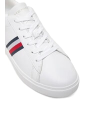 TOMMY HILFIGER ESSENTIAL COURT Damskie sk&oacute;rzane trampki biały - Buty damskie - 3