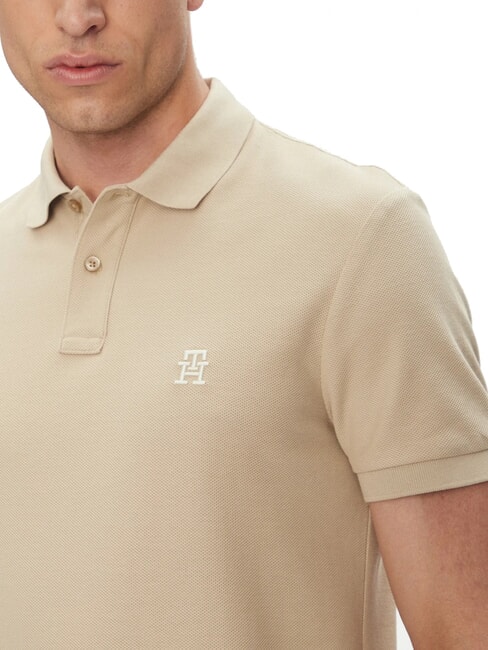 TH Koszulka polo z kr&oacute;tkim rękawem i haftowanym monogramem sandałowy - Polo męskie