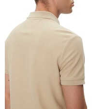 TOMMY HILFIGER TH Koszulka polo z kr&oacute;tkim rękawem i haftowanym monogramem sandałowy - Polo męskie - 4
