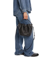 MICHAEL KORS AVERY Sk&oacute;rzana torba wiaderkowa z paskiem na ramię czarny - Torby damskie - 5