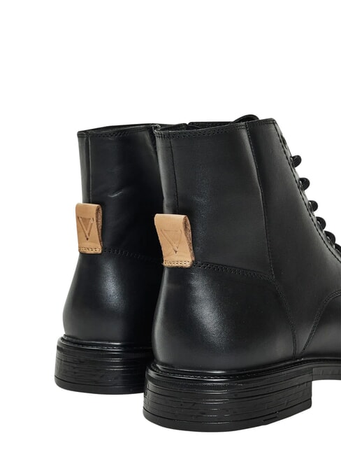 I CONNOR CRUST Buty Beatles&oacute;w CZARNY - Buty męskie
