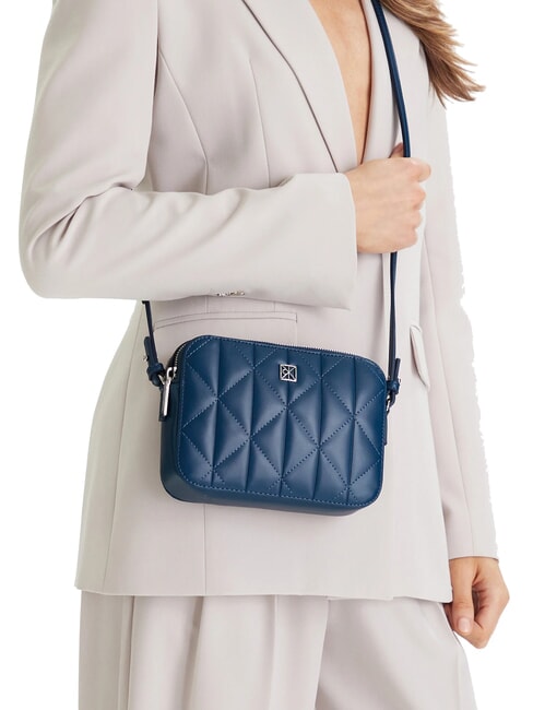 QUILTED EMBLEM Mała torba na ramię Key Largo - Torby damskie