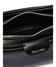 CALVIN KLEIN EMBOSSED LOGO BUSINE Torebka z paskiem na ramię na czarno - Torby damskie - 5