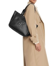 CALVIN KLEIN BOLD MONOGRAM Klientka na ramię na czarno - Torby damskie - 2