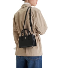 TOMMY HILFIGER TH DAILY Torebka z paskiem na ramię czarny - Torby damskie - 2