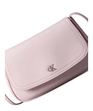 CALVIN KLEIN HARDWARE MONOGRAM Mała torba na ramię kołyska r&oacute;żowa - Torby damskie - 4
