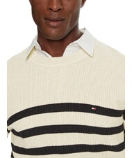 TOMMY HILFIGER TH Sweter bawełniany z okrągłym dekoltem oatmilk htr / pustynne niebo - Koszulki męskie - 4