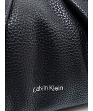 CALVIN KLEIN ENGRAVED HW Torba na ramię na czarno - Torby damskie - 3